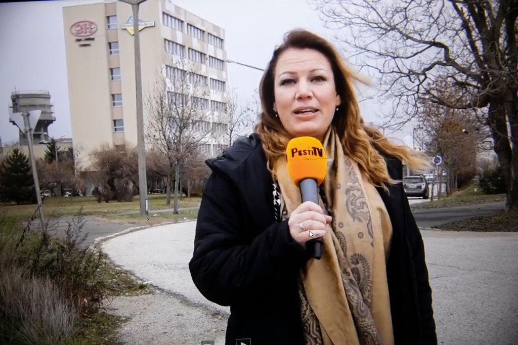 Angéla