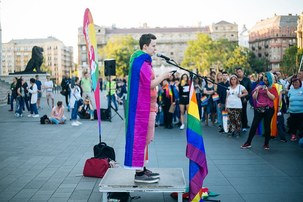 Pride Söpörjük ki a homofóbiát a közéletből 4-HPGy