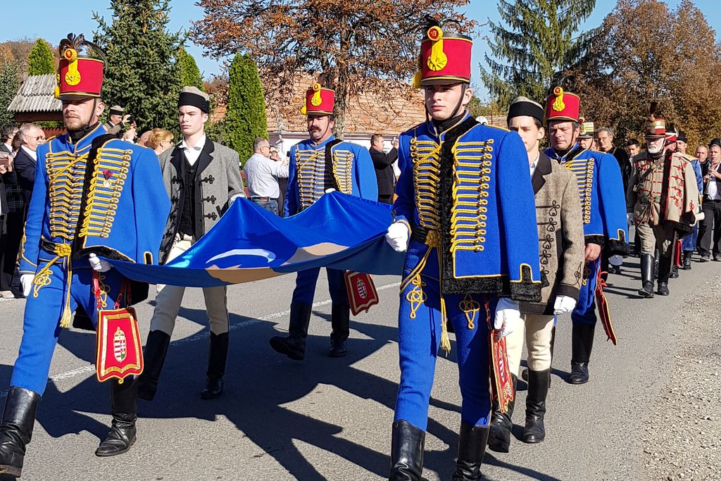 Tiszteletbeli Székely avatást tartottak az oklándi unitárius templomban