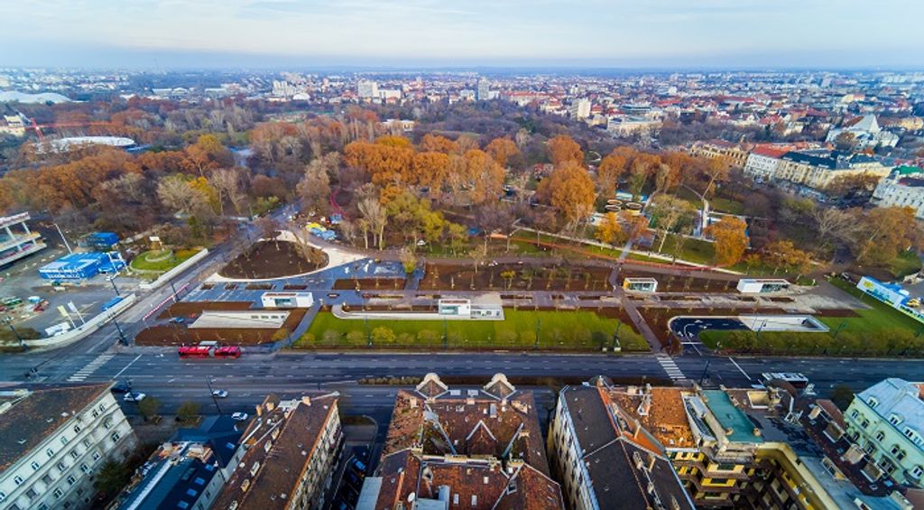 Az autómentes Városliget felnőtt és gyermek látogatói így az eddiginél lényegesen csendesebb és jobb levegőjű közparkban pihenhetnek, sportolhatnak