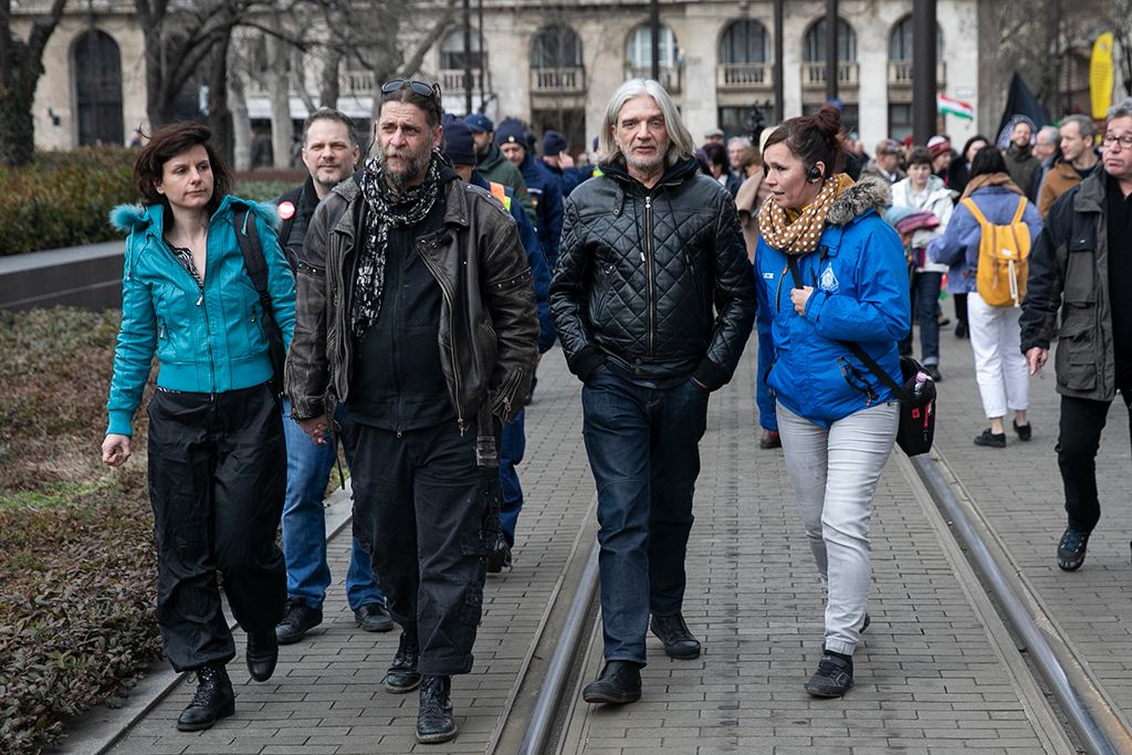 Tüntetés Gyöngyöspata miatt 21-HPGy