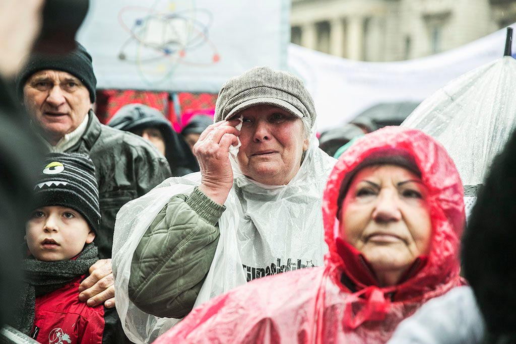 Parlament előtt tüntettek a tanárok 2016.02.13. foto:Horváth Péter Gyula