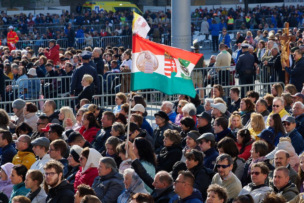 20230430 Ferenc pápa miséje a Kossuth téren // fotó: Hatlaczki Balázs