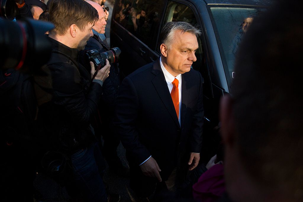 Már reggel elment szavazni Orbán Viktor miniszterelnök és felesége, Lévai Anikó. Fotó: Horváth Péter Gyula