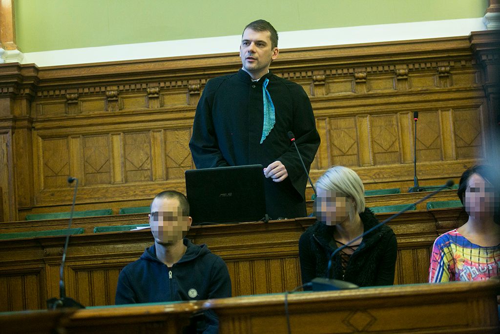 Sértettek a 2016. szeptember 24-ei Teréz körúti robbantás tárgyalásán Fotó: Horváth Péter Gyula