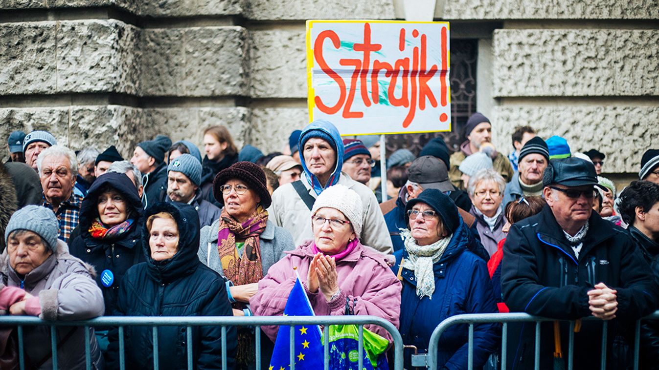 Ma lehet döntés a munkaidő-szervezéssel kapcsolatos törvénymódosítási javaslatról