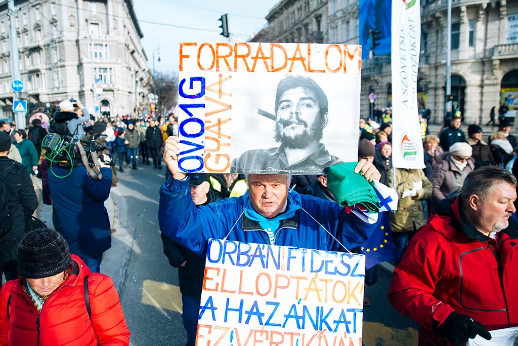 Álljon le az ország 13-HPGy