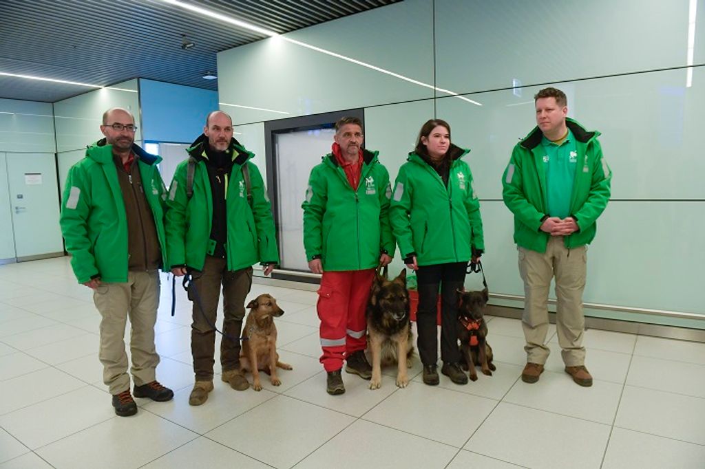 JUHÁSZ Márton; FARKAS Péter; KULCSÁR József; KOVÁCS Ilka; HEGEDÛS Gábor;