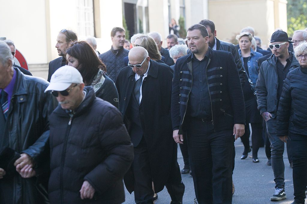 Végső búcsú kollégánktól, Máté T. Gyulától, a Fiumei Úti Sírkertben Fotó: Horváth Péter Gyula