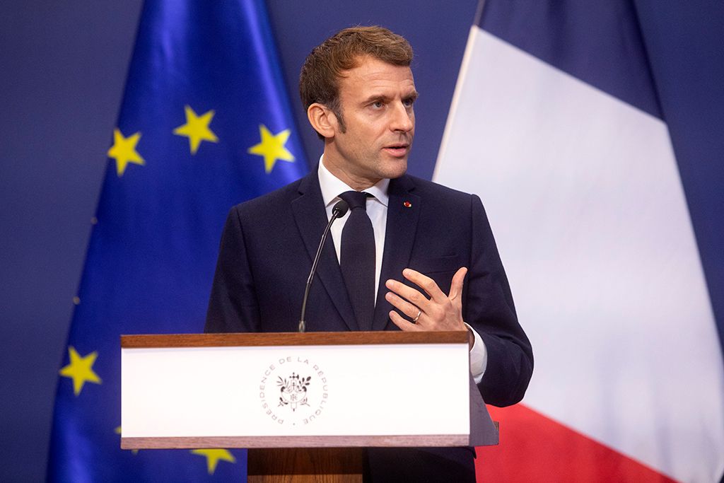 Orbán Viktor miniszterelnök és Emmanuel Macron francia köztársasági elnök a Karmelita kolostorban 8-HPGY