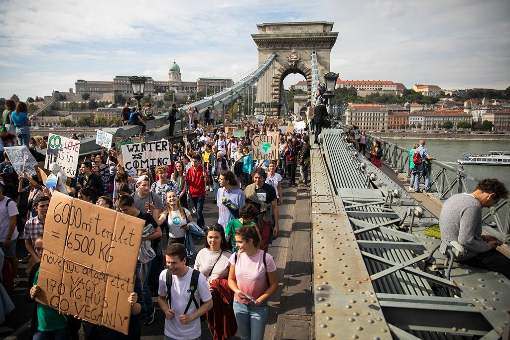 Demonstráció a harmadik globális klímasztrájk keretében Budapesten 5-HPGy