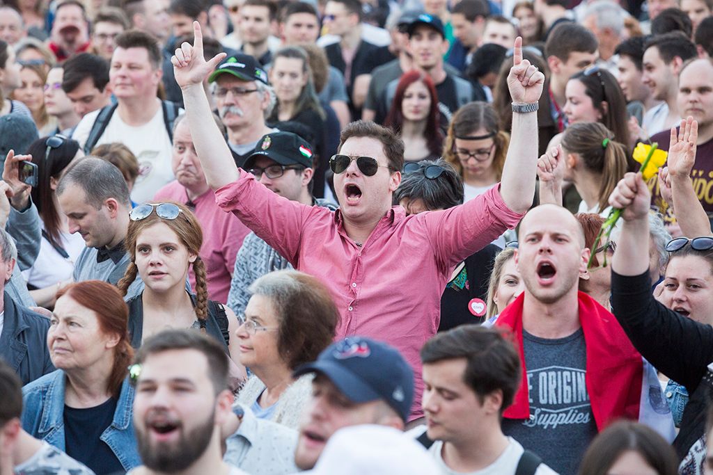 A Facebookon meghirdetett, ellenzéki pártok részvételével tartott demonstráció Budapesten Fotó: Horváth Péter Gyula