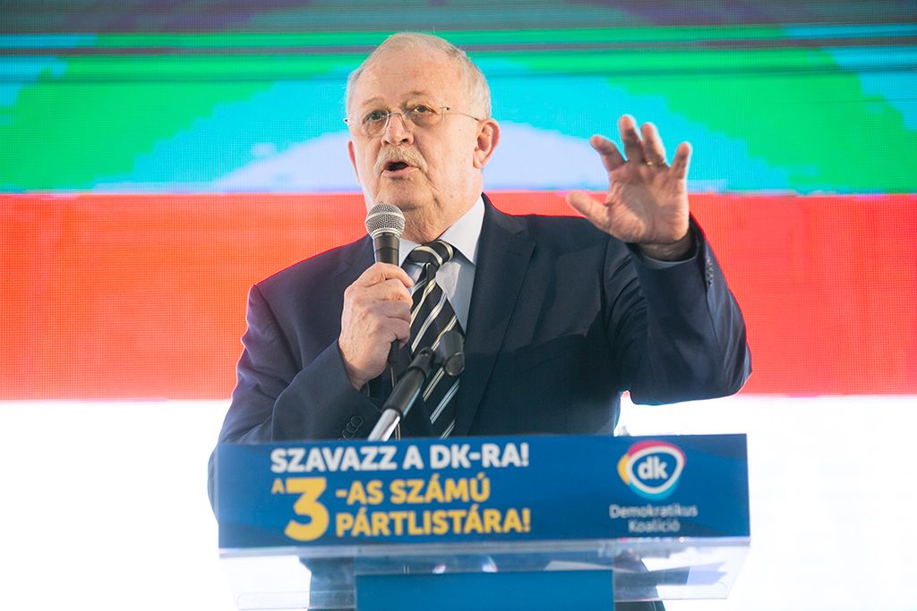 A Demokratikus Koalíció "Gyere bátran, Magyarország!" címmel rendezvénye. Az eseményen beszédet mondott Gyurcsány Ferenc, a DK elnöke, Lendvai Ildikó, az MSZP korábbi elnöke, Kuncze Gábor, az SZDSZ korábbi elnöke, valamint Homonnay Gergely író, újságíró. Fotó: Horváth Péter Gyula