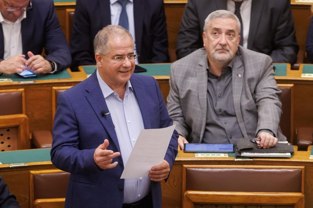 20231024 -- Parlament, pleáris ülés, Kósa Lajos // fotó: Hatlaczki Balázs