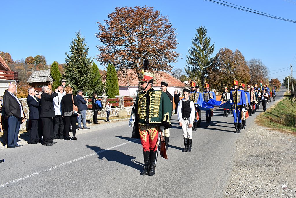 Tiszteletbeli Székely avatást tartottak az oklándi unitárius templomban