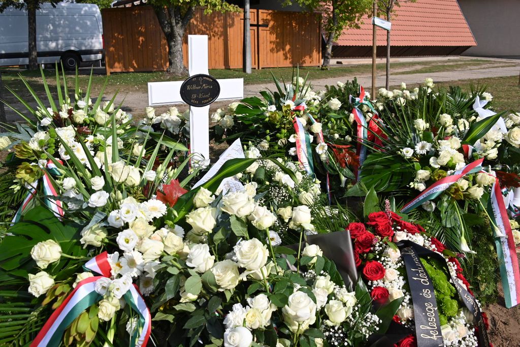 Wittner Mária temetése -- fotó -- Hatlaczki Balázs -- 55