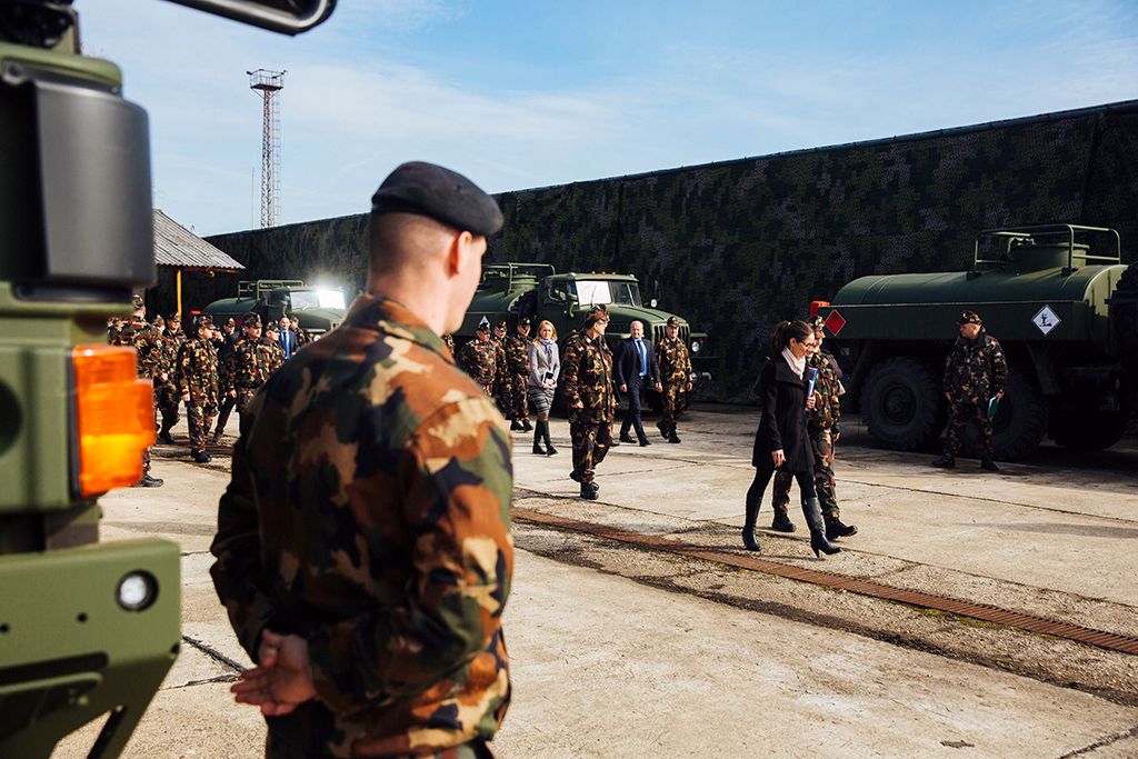 Kétmilliárd forintos beszerzés katasztrófavédelemre a Magyar Honvédség katasztrófavédelmi beavatkozási képességének fejlesztése érdekében, több mint kétmilliárd forint értékben beszerzett eszközök átadásán a Magyar Honvédség XVI. kerületi anyagellátó raktárbázisán Fotó: Horváth Péter Gyula
