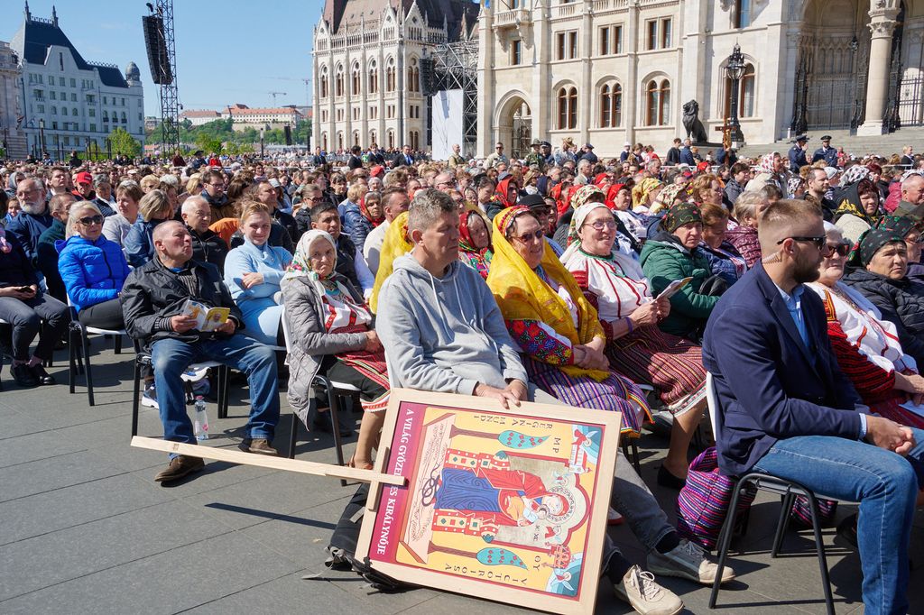 20230430 Ferenc pápa miséje a Kossuth téren // fotó: Hatlaczki Balázs