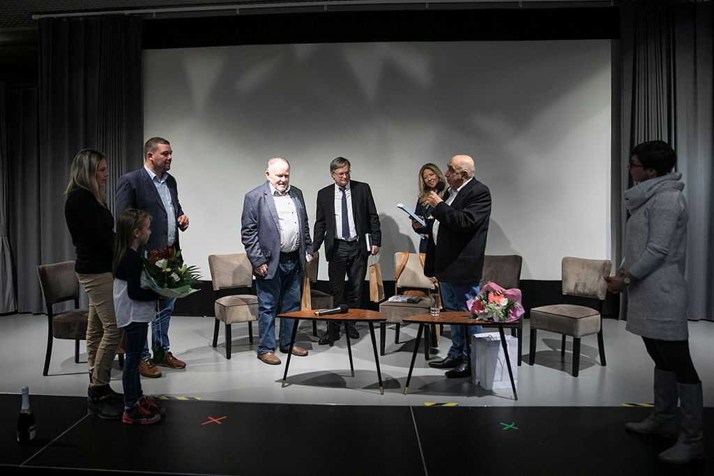 Az Öreg Filmbemutató 49-HPGy