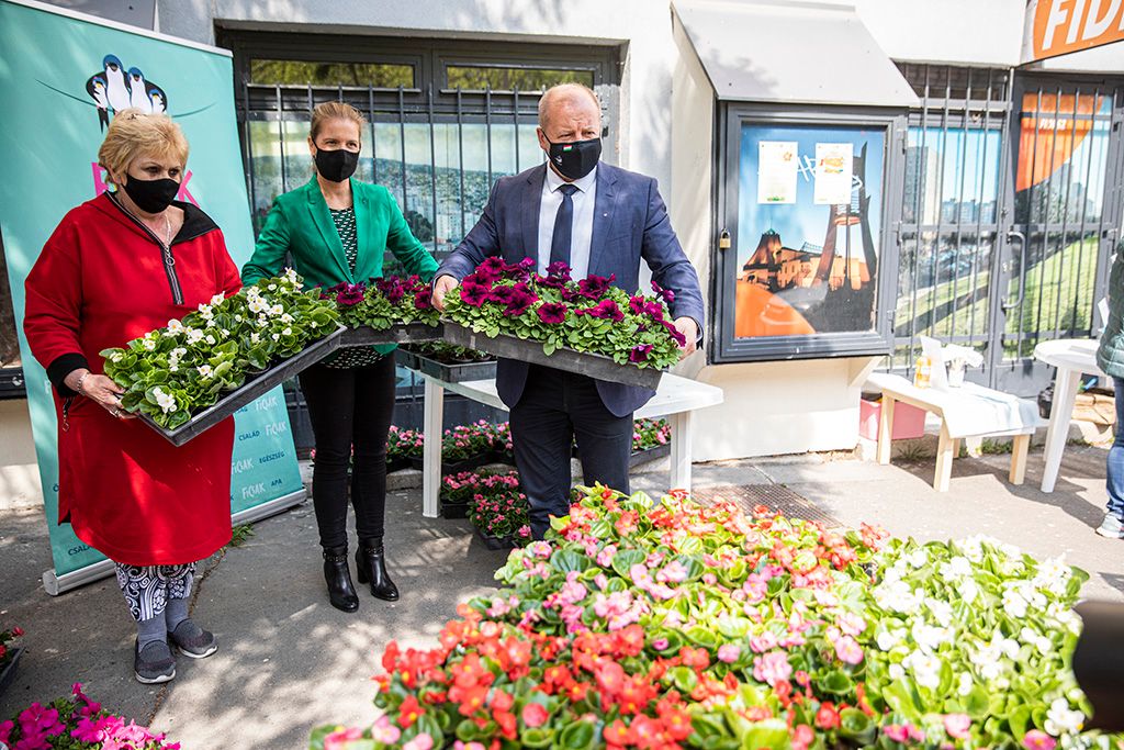 Simicskó István és Király Nóra föld napja 3-HPGy