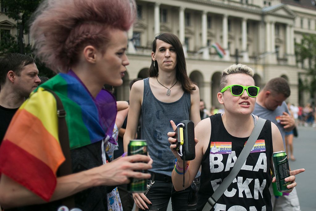 Az LMBTQ-közösség (leszbikus, meleg, biszexuális, transznemű és queer emberek) fesztiválja, a 22. Budapest Pride felvonulásának résztvevői Fotó: Horváth Péter Gyula