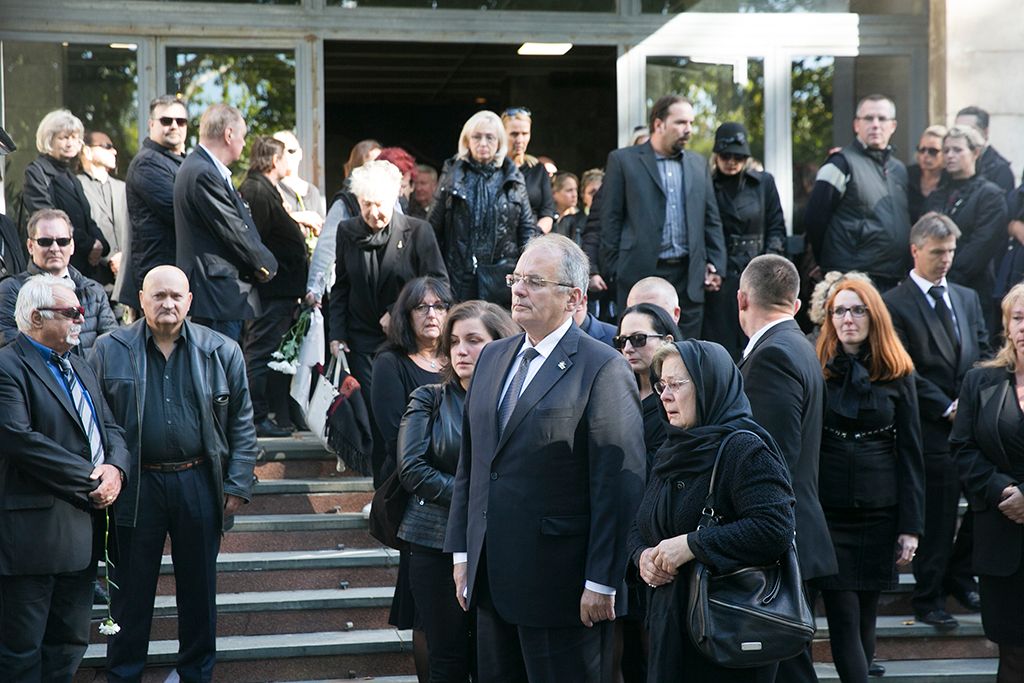 Végső búcsú kollégánktól, Máté T. Gyulától, a Fiumei Úti Sírkertben Fotó: Horváth Péter Gyula