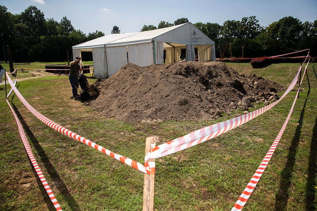 mohácsi tömegsír feltárása 3-HPGy