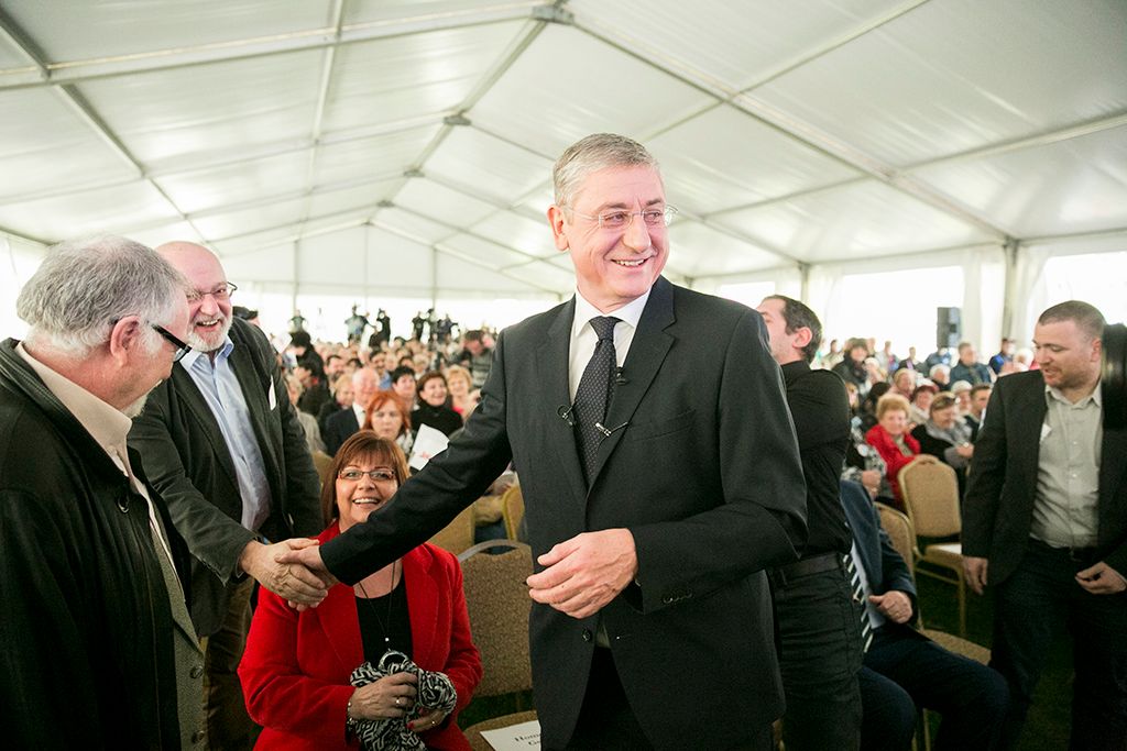 A Demokratikus Koalíció "Gyere bátran, Magyarország!" címmel rendezvénye. Az eseményen beszédet mondott Gyurcsány Ferenc, a DK elnöke, Lendvai Ildikó, az MSZP korábbi elnöke, Kuncze Gábor, az SZDSZ korábbi elnöke, valamint Homonnay Gergely író, újságíró. Fotó: Horváth Péter Gyula