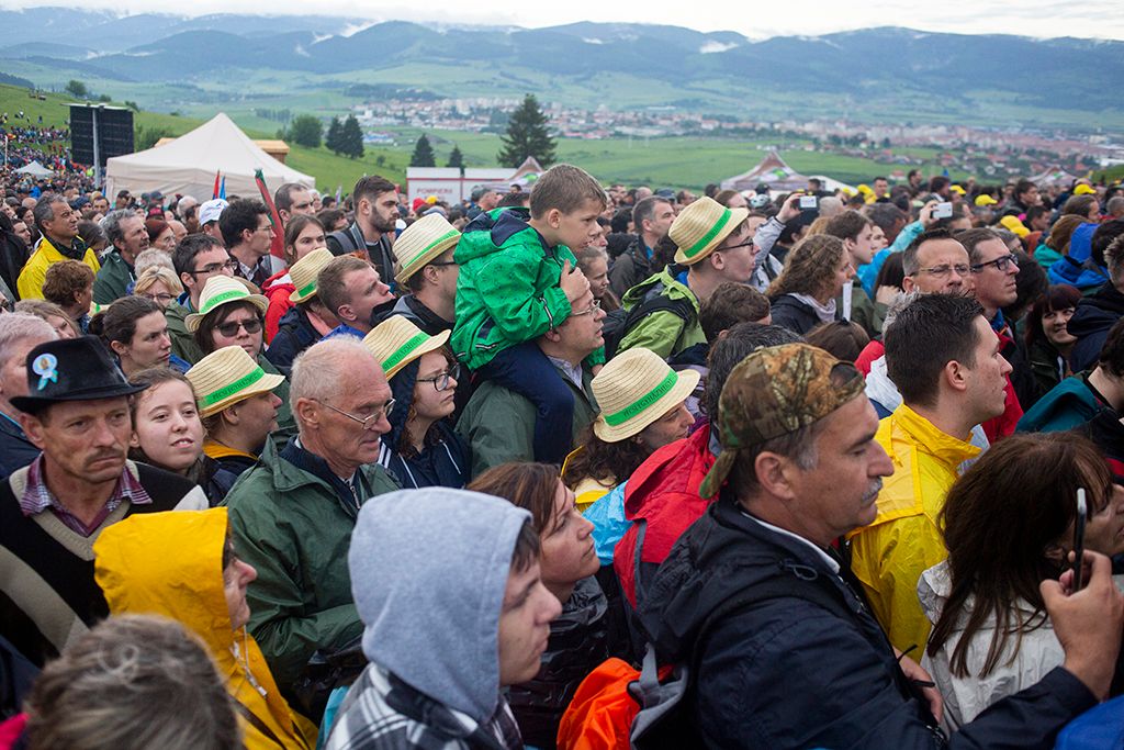 Csíksomlyó, 2019. június 1.Ferenc pápa szentmisét pontifikál a csíksomlyói hegynyeregben, Erdélyben 2019. június 1-jén. A katolikus egyházfő háromnapos pasztorális és ökumenikus apostoli látogatáson vesz részt Romániában.