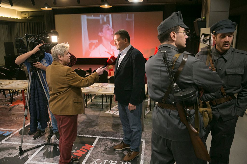 Modellváltás ’89 – „Tetszettünk volna…?” – címmel  október 25-én és 26-án délelőtt 11 órától este 10 óráig történelmi fesztivált rendez a PestiSrácok.hu csapata a Premier Kultcaféban és környékén Fotó: Horváth Péter Gyula