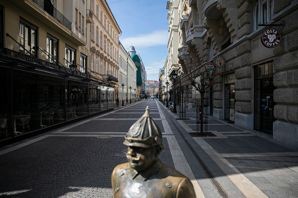 Zrínyi utca Koronavírus Budapest 11-HPGy