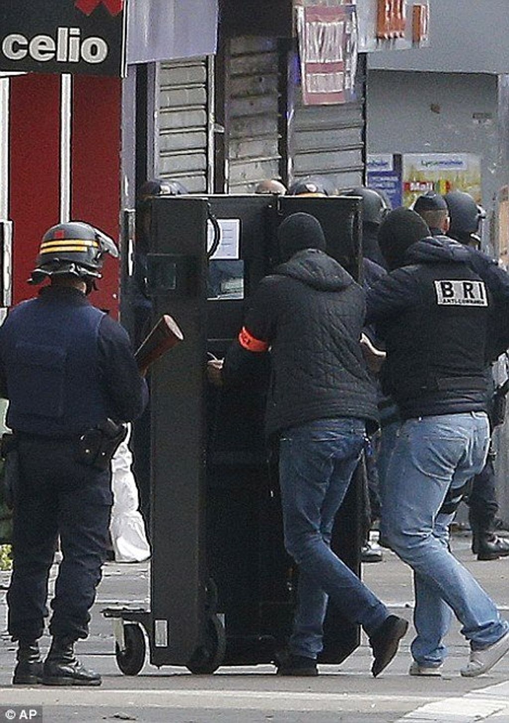 isis7