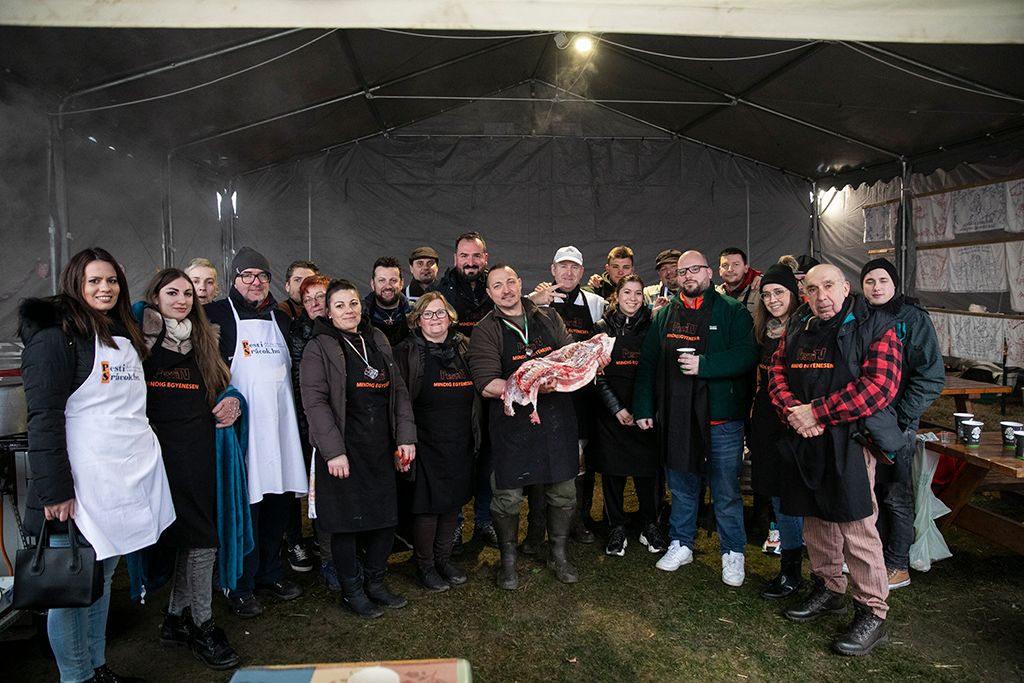 Magyarország legnagyobb böllérversenyén, a Vas megyei gasztrofesztiválon vendégeskedtünk 33-HPGy