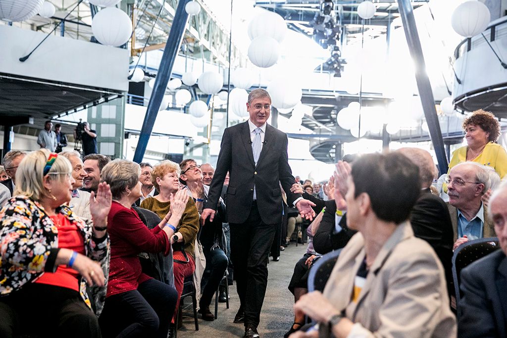 Gyurcsány Ferenc, a Demokratikus Koalíció elnöke, volt szocialista miniszterelnök beszédet mond a párt tisztújító kongresszusán a fővárosi Millenárison 2017. március 4-én.Fotó: Horváth Péter Gyula