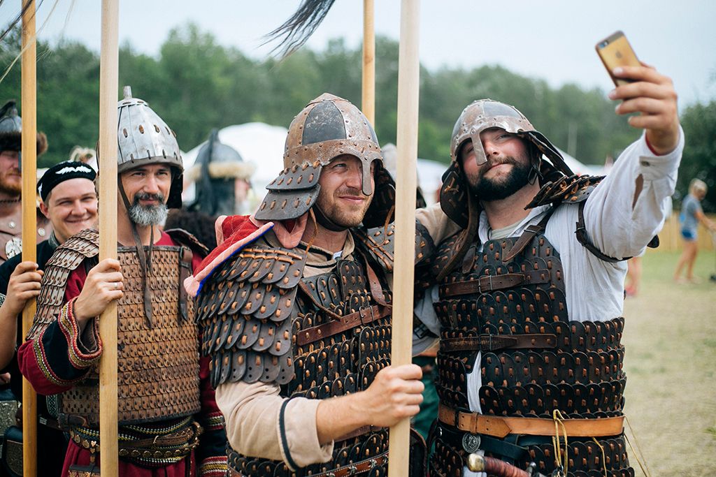 Magyar Törzsi Gyűlés ( Kurultáj ) Bugacon 2018. augusztus 10-én. Európa legnagyobb hagyományőrző rendezvényén csaknem négyszáz hagyományőrző csoport mutatkozik be augusztus 10-től 12-ig. Fotó: Horváth Péter Gyula
