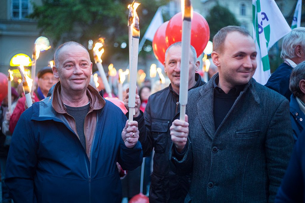 MSZP és a Párbeszéd fáklyás felvonulása 18-HPGy