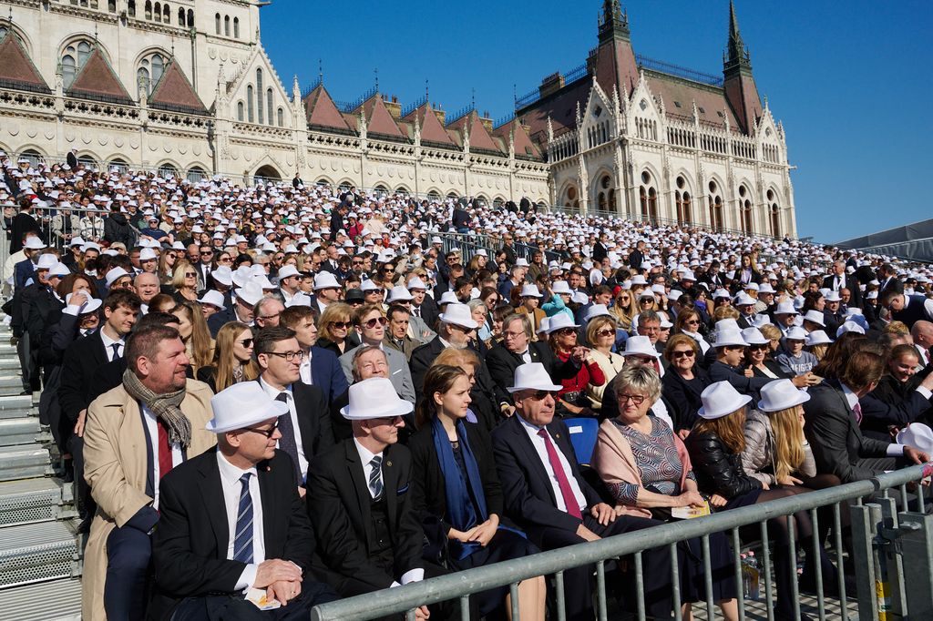 20230430 Ferenc pápa miséje a Kossuth téren // fotó: Hatlaczki Balázs