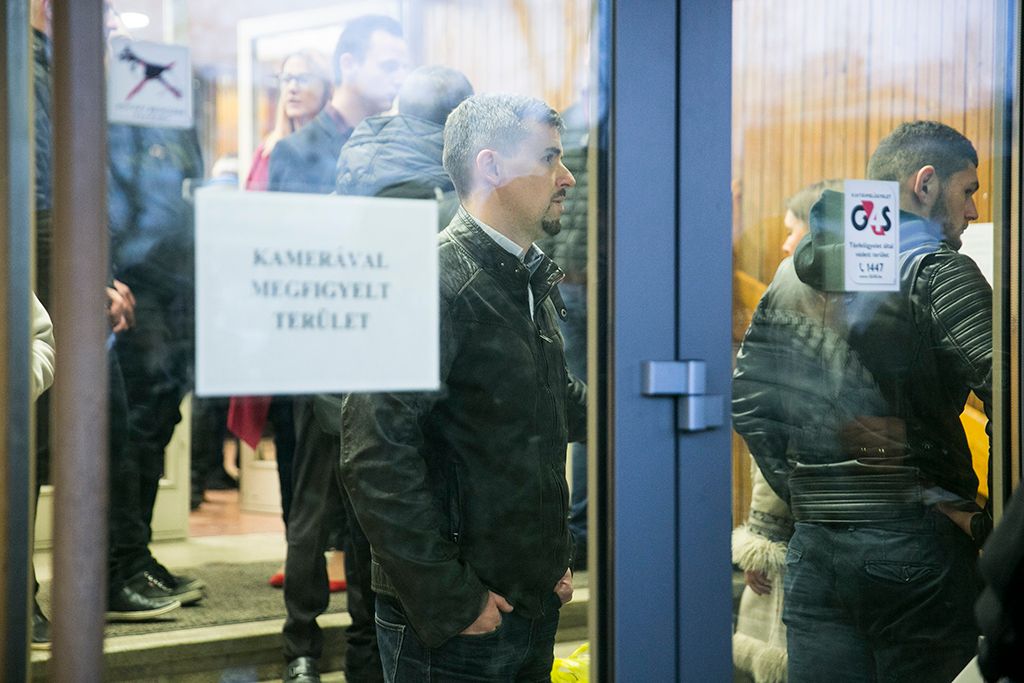 A Jobbik Magyarországért Mozgalom elnöke és miniszterelnök-jelöltje a budapesti nagy fórumát a Csepeli Munkásotthonban tartja. Fotó: Horváth Péter Gyula