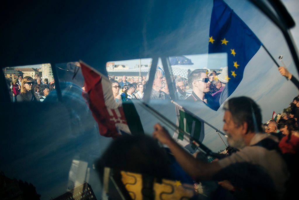 Nem maradunk csendben és az Oktatási Szabadságot Facebook-csoport Nem adjuk a jövőnk, itt maradunk! címmel megrendezett kormányellenes tüntetés Fotó: Horváth Péter Gyula