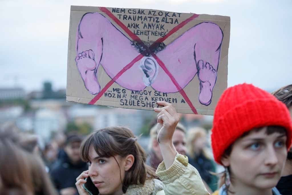 Tüntetés az abortusz-törvény ellen -- fotó- Hatlaczki Balázs 21