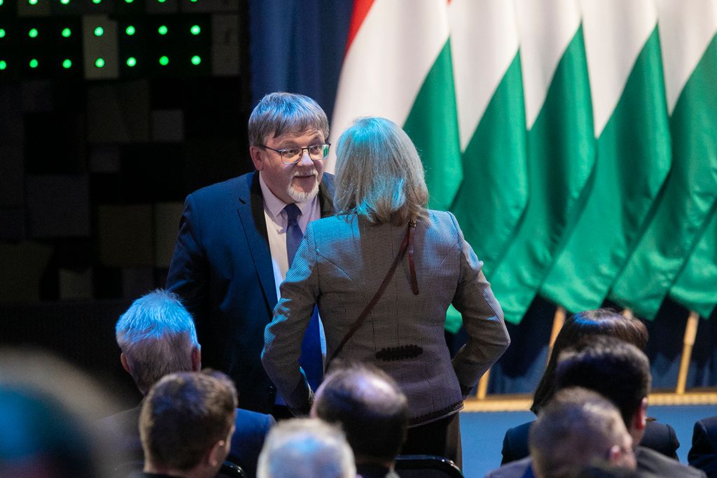 Évértékelő 4-HPGy