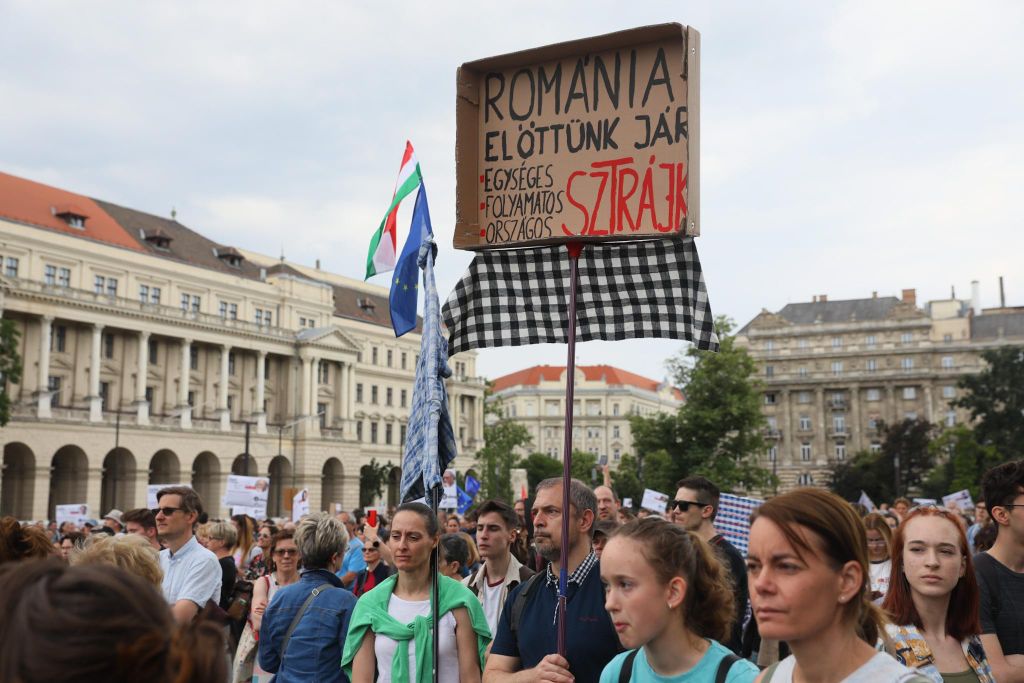 20230616 Tanár-diák tüntetés a státusztörvény ellen // Hatlaczki Balázs