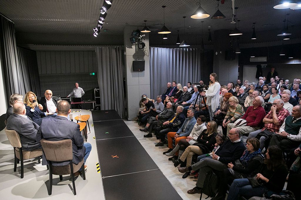 Az Öreg Filmbemutató 35-HPGy