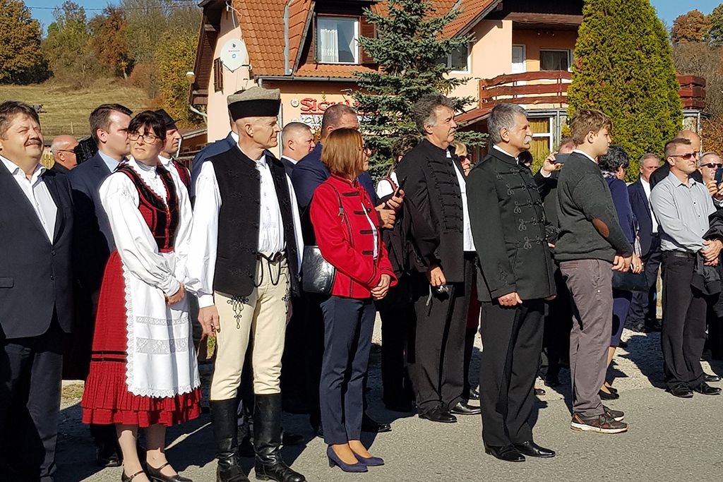 Tiszteletbeli Székely avatást tartottak az oklándi unitárius templomban