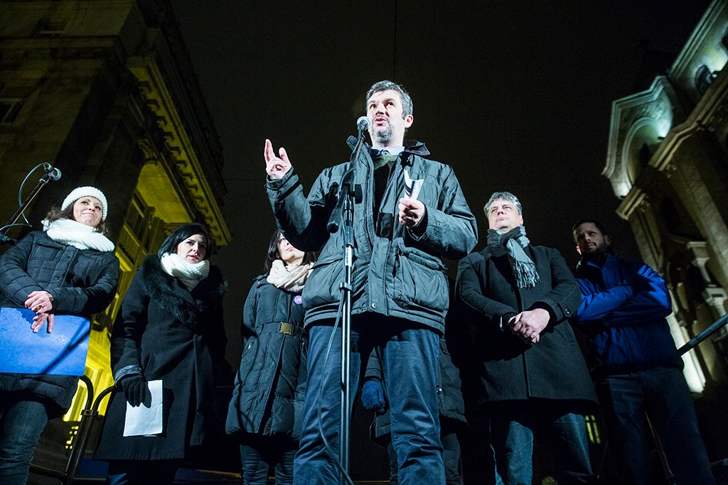 Budapest, 2019. január 23. Résztvevők az Ismeretlen tettesek tüntetése címmel meghirdetett ellenzéki demonstráción Budapesten, a Legfőbb Ügyészség épületénél 2019. január 23-án. Fotó: Horváth Péter Gyula