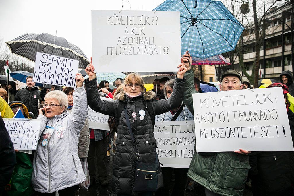Pedagógus tüntetés 06-HPGy