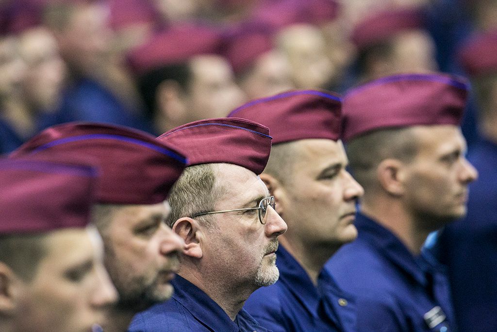 A határvadászképzés második és harmadik ütemében kinevezett tiszthelyettesek az ünnepélyes eskütételen a budapesti Hungexpón Fotó: Horváth Péter Gyula
