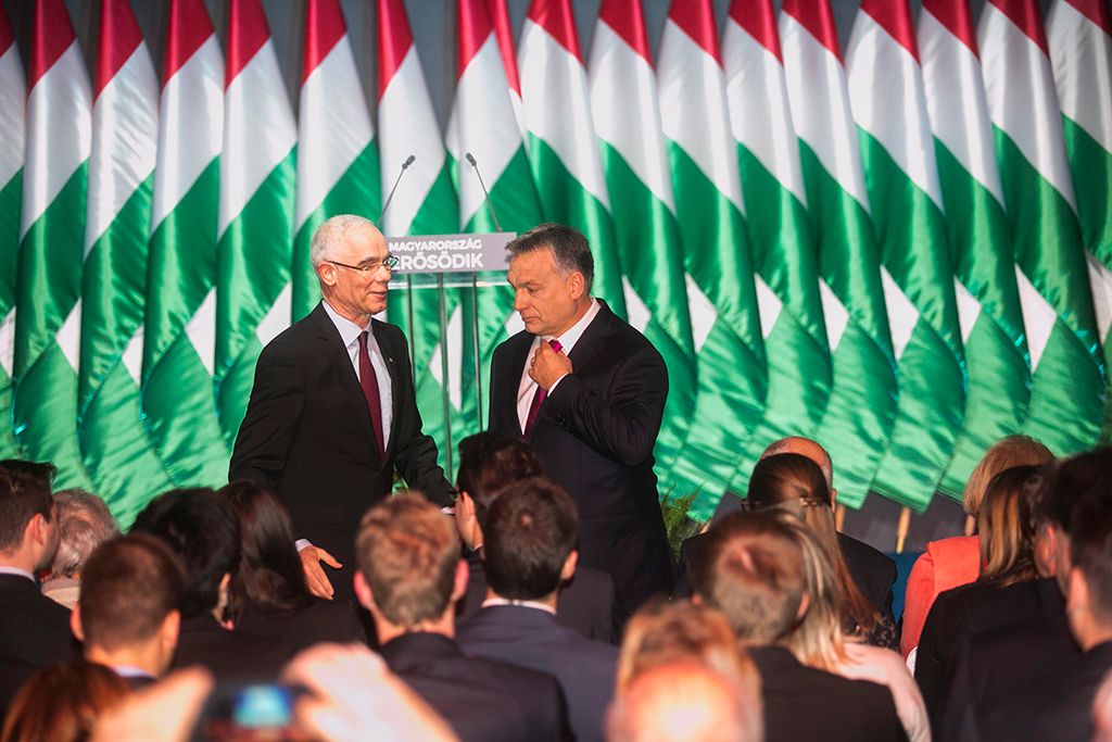 Orbán Viktor miniszterelnök hagyományos évértékelő beszédét tartja a Várkert Bazárban 2017. február 10-én. Fotó: Horváth Péter Gyula