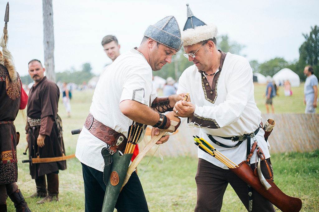Magyar Törzsi Gyűlés ( Kurultáj ) Bugacon 2018. augusztus 10-én. Európa legnagyobb hagyományőrző rendezvényén csaknem négyszáz hagyományőrző csoport mutatkozik be augusztus 10-től 12-ig. Fotó: Horváth Péter Gyula