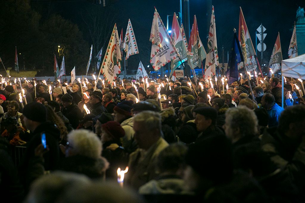A  Jobbik tüntetése a Fidesz székháza előtt Budapesten 2017. december 15-én. Fotó :Horváth Péter Gyula